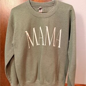 Gildan Green 'MAMA' Sweatshirt